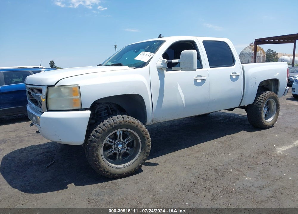 2007 CHEVROLET SILVERADO 1500 LT1 VIN: 2GCEK13M271680602