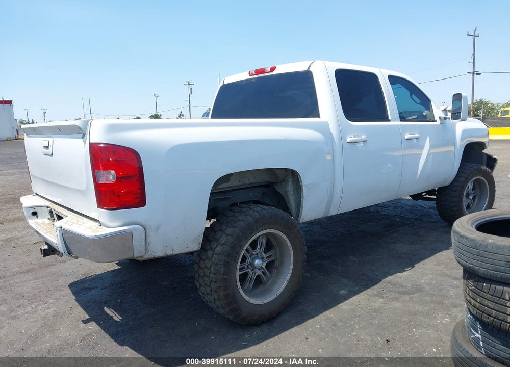 2007 CHEVROLET SILVERADO 1500 LT1 VIN: 2GCEK13M271680602