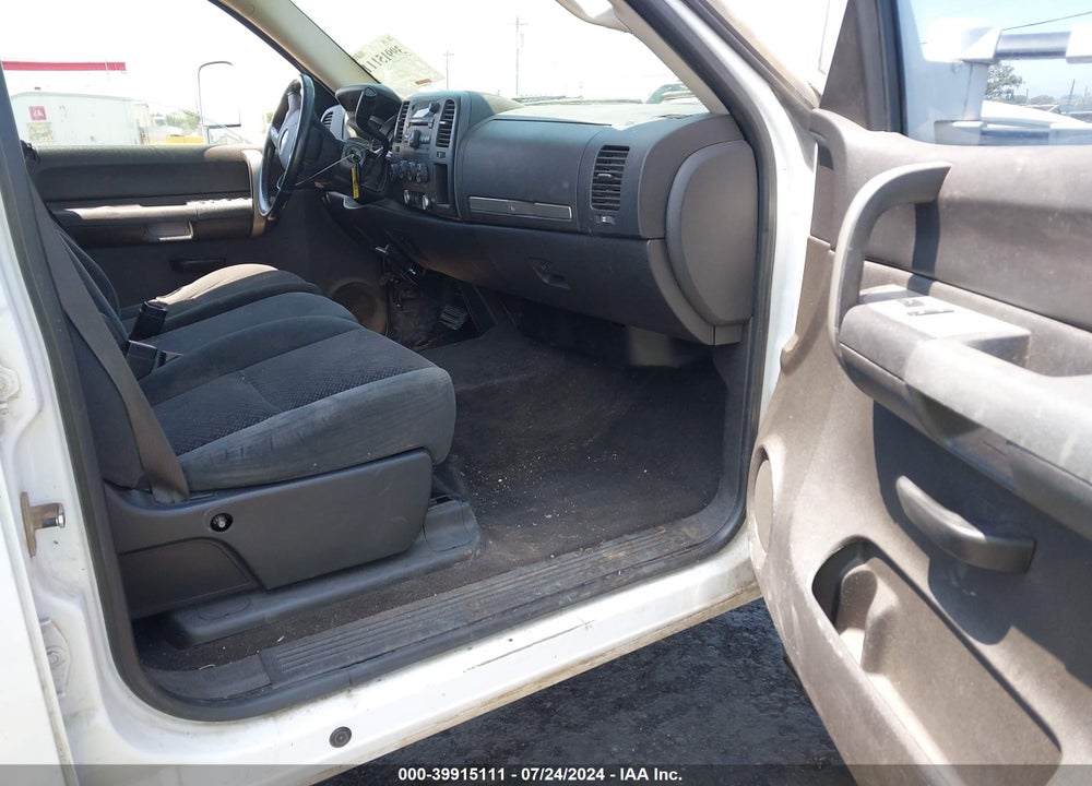 2007 CHEVROLET SILVERADO 1500 LT1 VIN: 2GCEK13M271680602