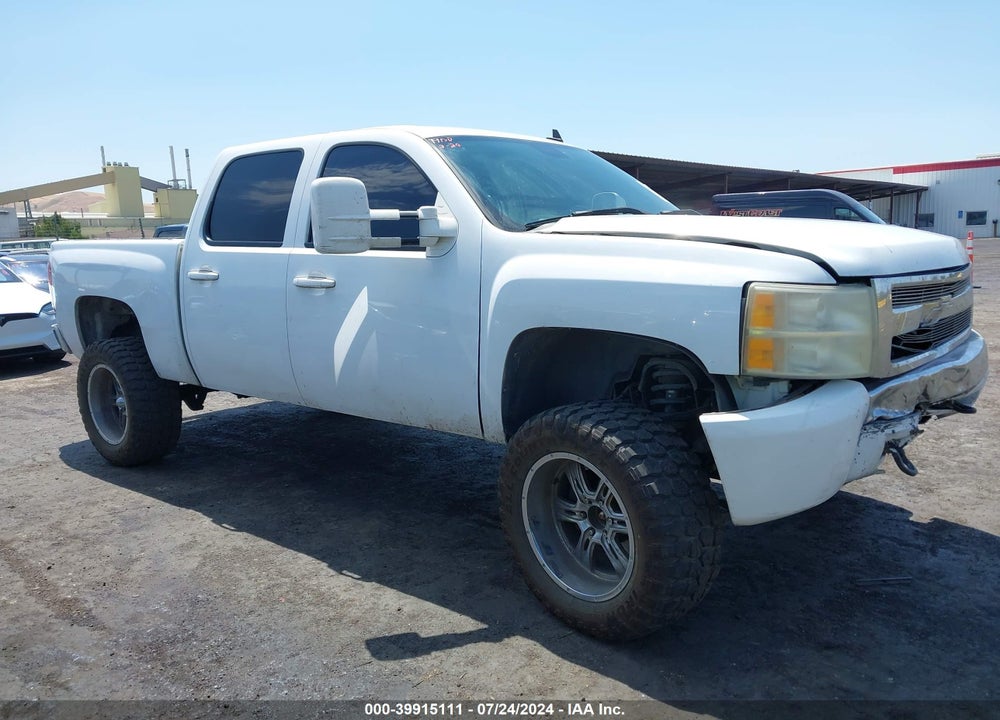 2007 CHEVROLET SILVERADO 1500 LT1 VIN: 2GCEK13M271680602