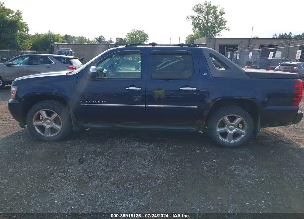 2012 CHEVROLET AVALANCHE 1500 LTZ VIN: 3GNTKGE77CG187220
