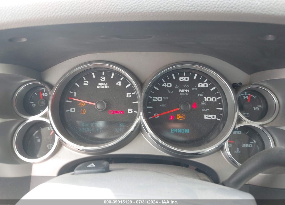 2011 GMC SIERRA 1500 SLE VIN: 1GTN2VE04BZ378424