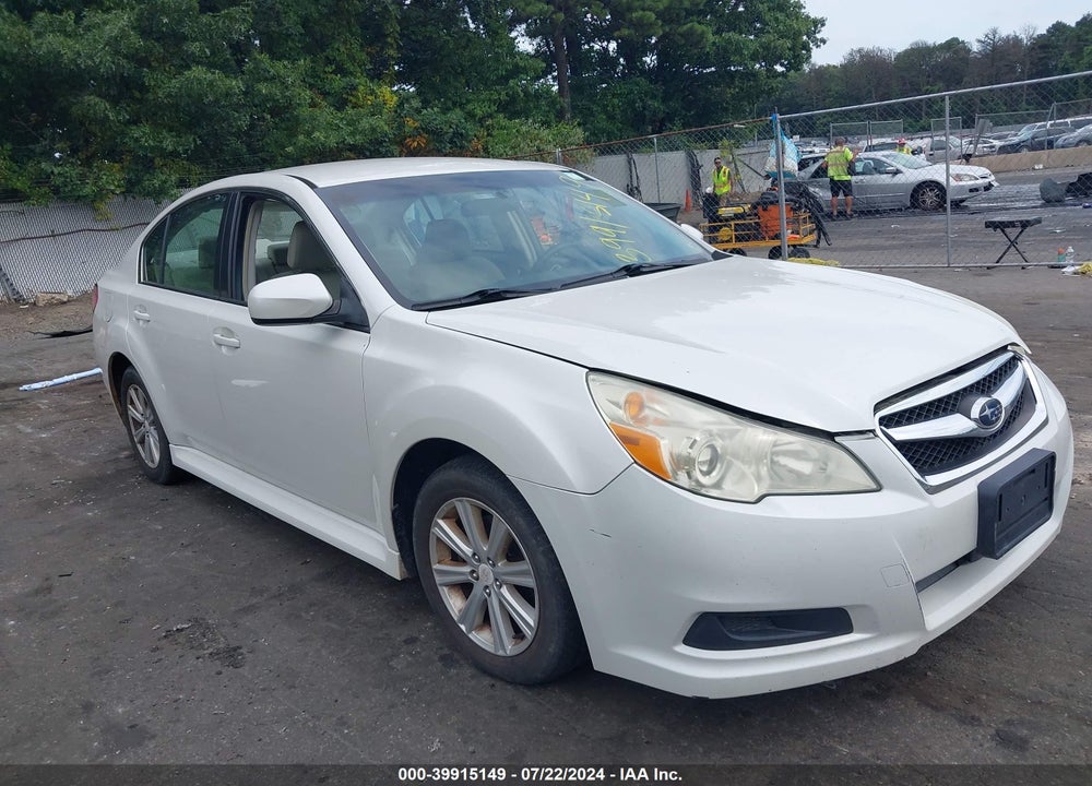2011 SUBARU LEGACY 2.5I PREMIUM VIN: 4S3BMBC65B3232488