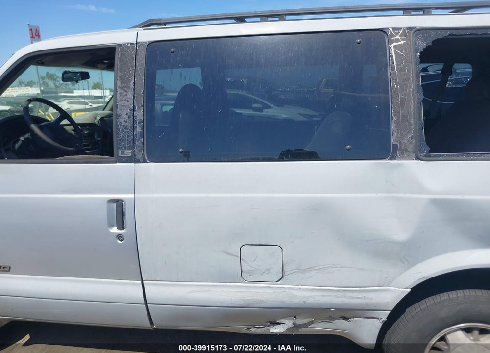 2000 CHEVROLET ASTRO VIN: 1GNDM19W9YB117294