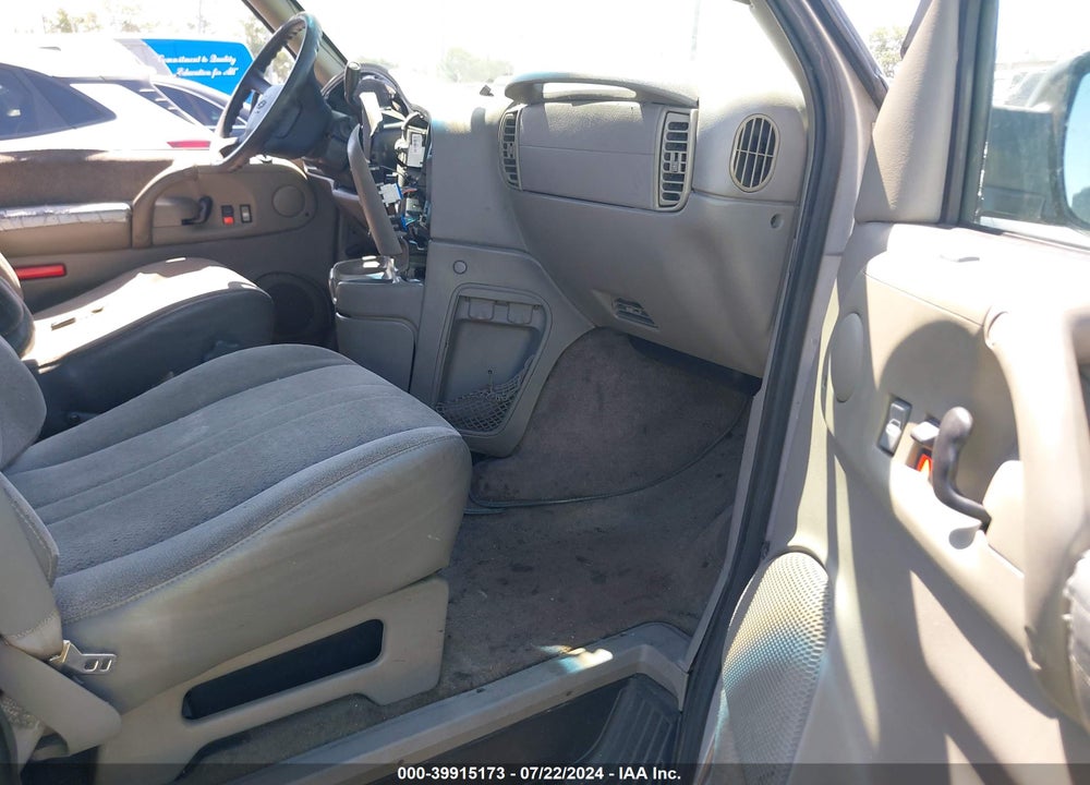 2000 CHEVROLET ASTRO VIN: 1GNDM19W9YB117294