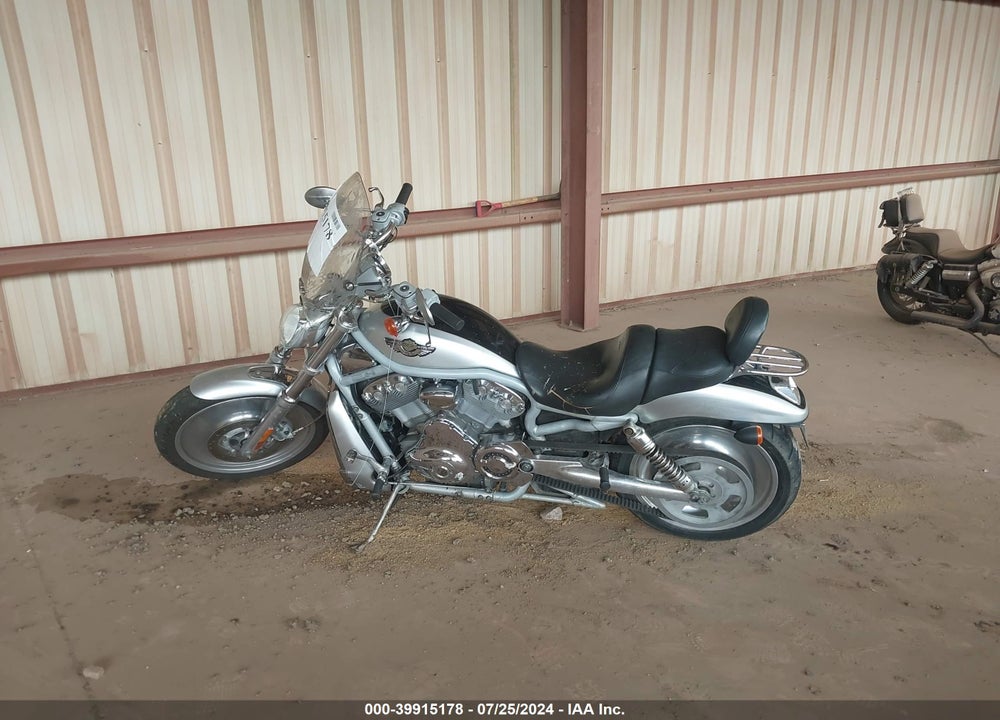 2003 HARLEY-DAVIDSON VRSCA ANNIVERSARY VIN: 1HD1HAZ413K833953