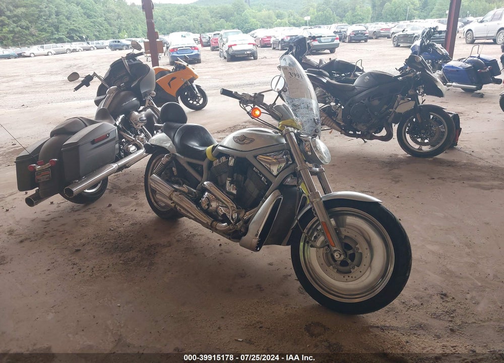 2003 HARLEY-DAVIDSON VRSCA ANNIVERSARY VIN: 1HD1HAZ413K833953