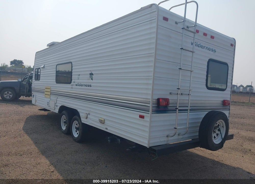 1997 FLEETWOOD ENTERPRISE WILDERNESS VIN: 1ED1C2427V1573388