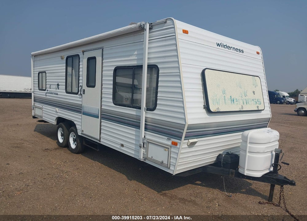 1997 FLEETWOOD ENTERPRISE WILDERNESS VIN: 1ED1C2427V1573388