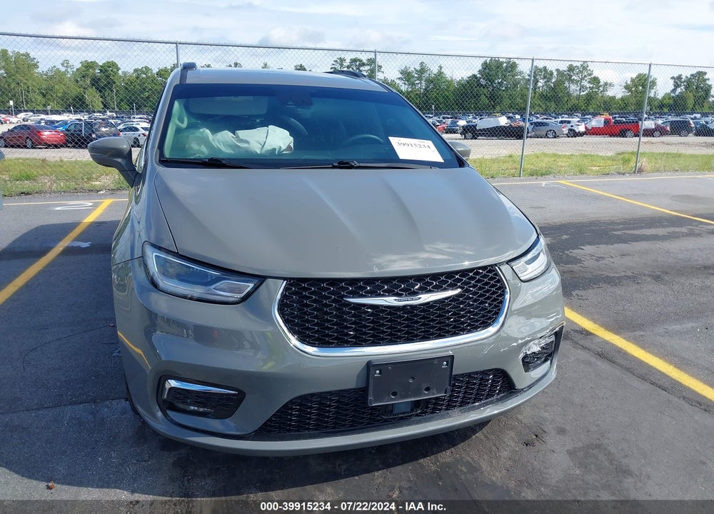 2022 CHRYSLER PACIFICA TOURING L VIN: 2C4RC1BG8NR170960