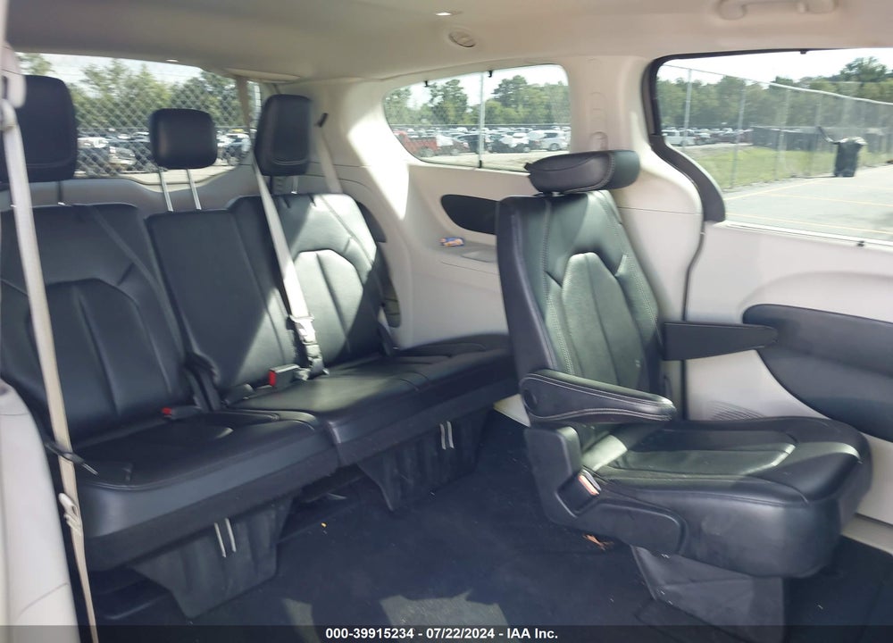 2022 CHRYSLER PACIFICA TOURING L VIN: 2C4RC1BG8NR170960