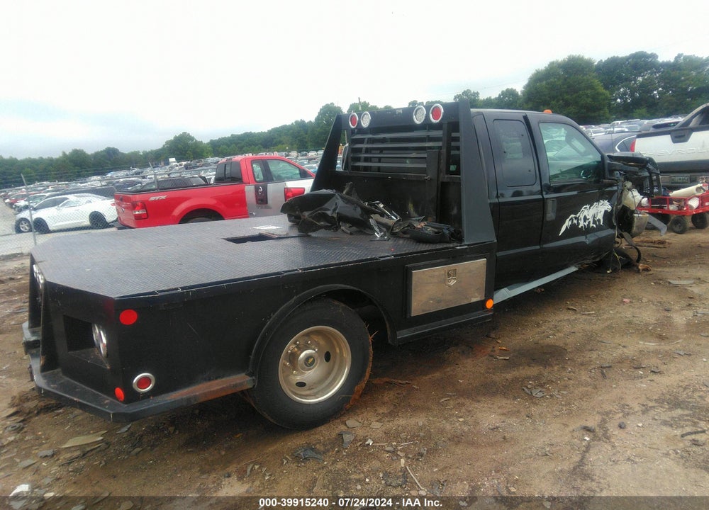 2009 FORD F-350 CHASSIS LARIAT/XL/XLT VIN: 1FDWX37Y09EA69785