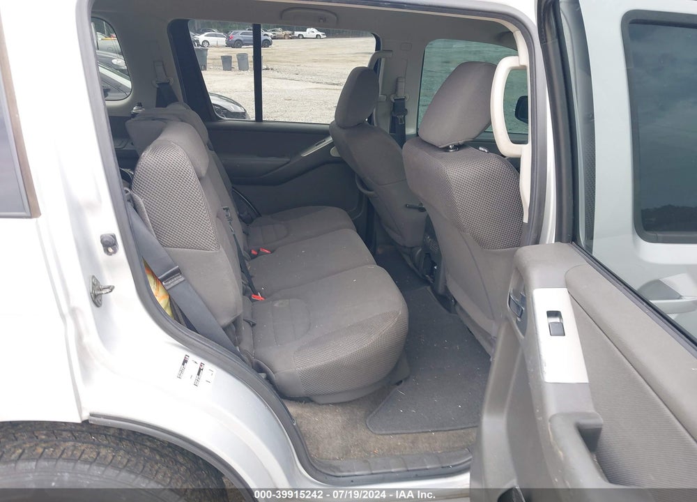 2011 NISSAN PATHFINDER S VIN: 5N1AR1NN0BC620624