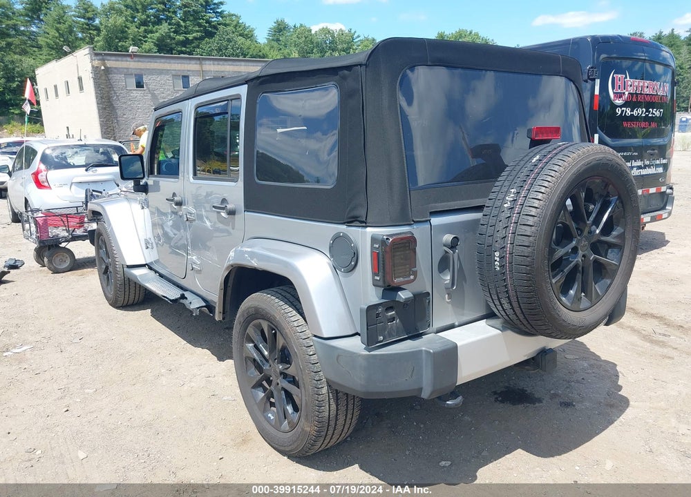 2015 JEEP WRANGLER UNLIMITED SAHARA VIN: 1C4BJWEG9FL704333