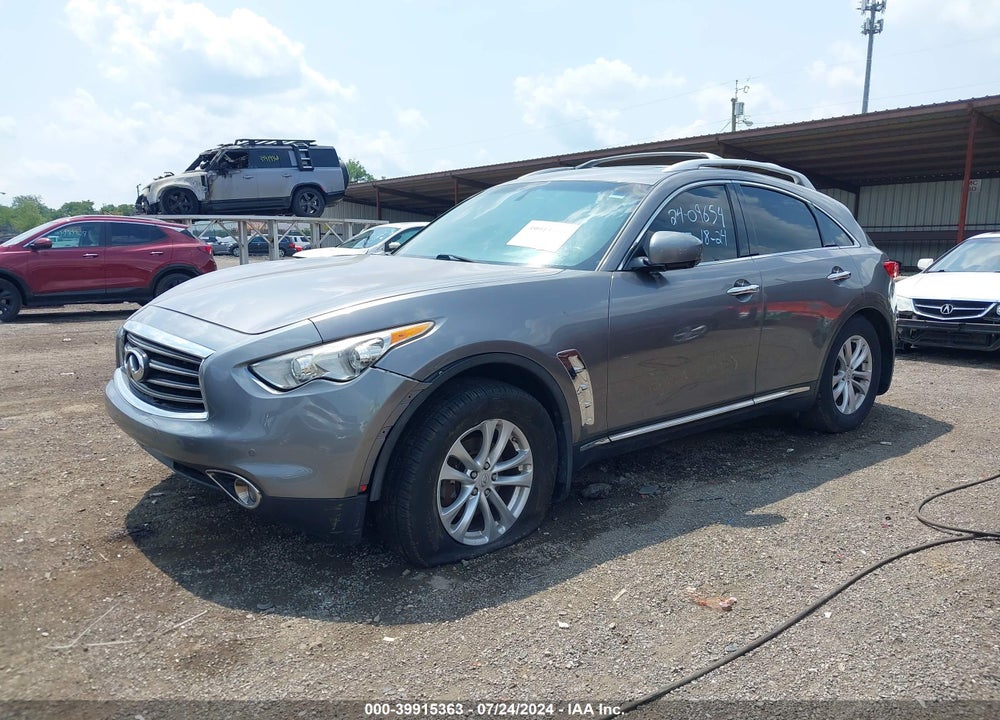 2013 INFINITI FX37 VIN: JN8CS1MW4DM174717