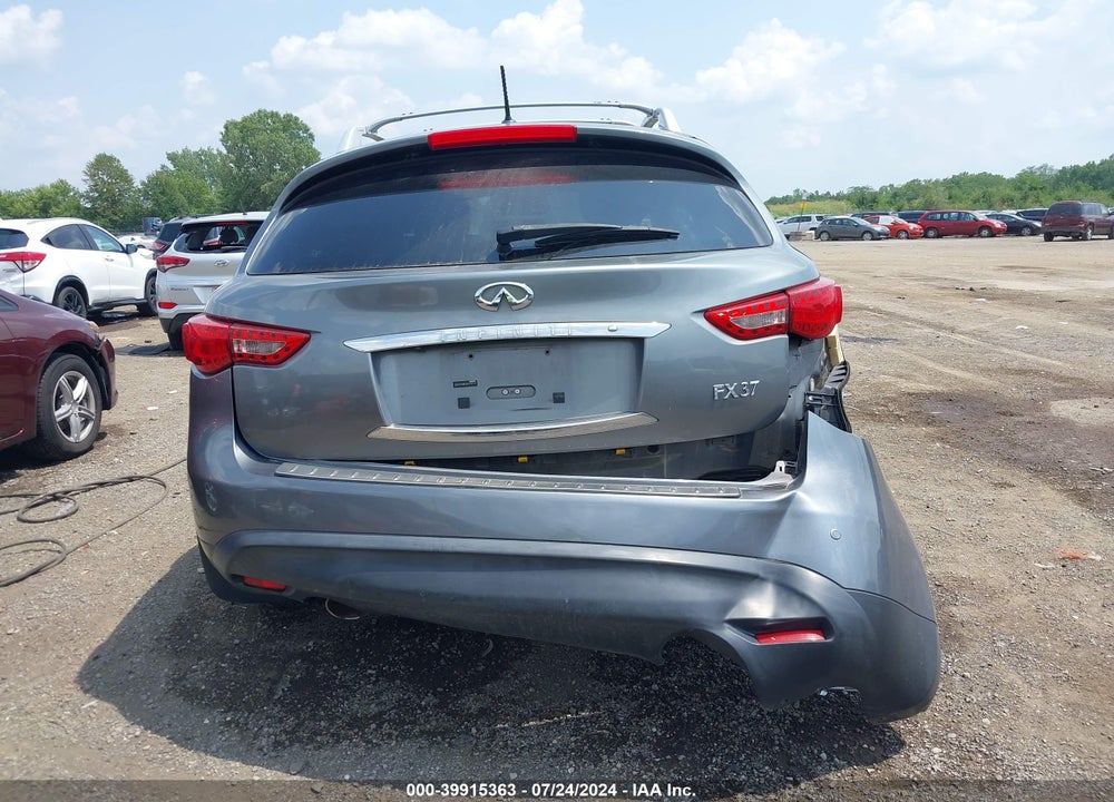 2013 INFINITI FX37 VIN: JN8CS1MW4DM174717
