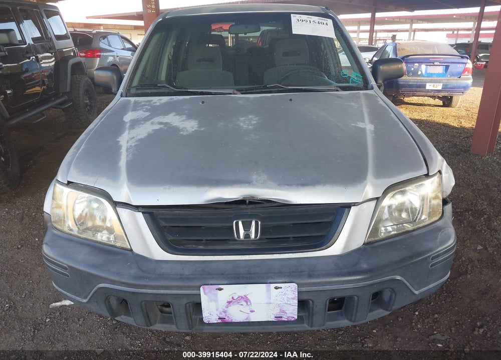 1998 HONDA CR-V LX VIN: JHLRD2846WC018513