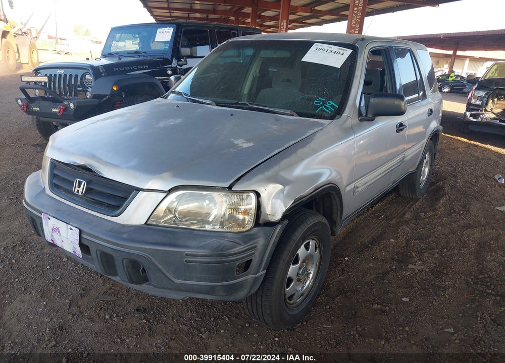 1998 HONDA CR-V LX VIN: JHLRD2846WC018513
