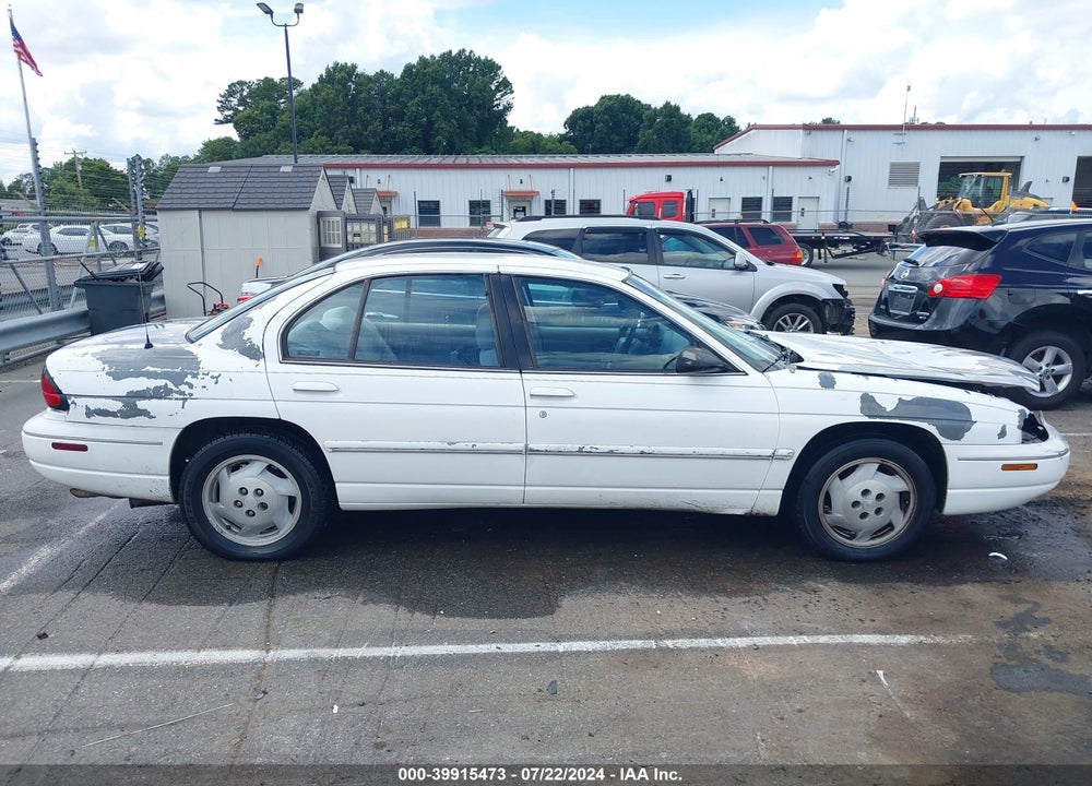 1997 CHEVROLET LUMINA VIN: 2G1WL52M4V9107637