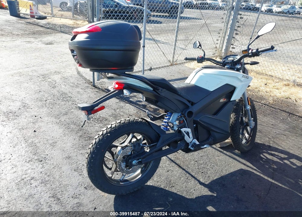 2015 ZERO MOTORCYCLES INC DS 9.4 VIN: 538SD8Z25FCB05151