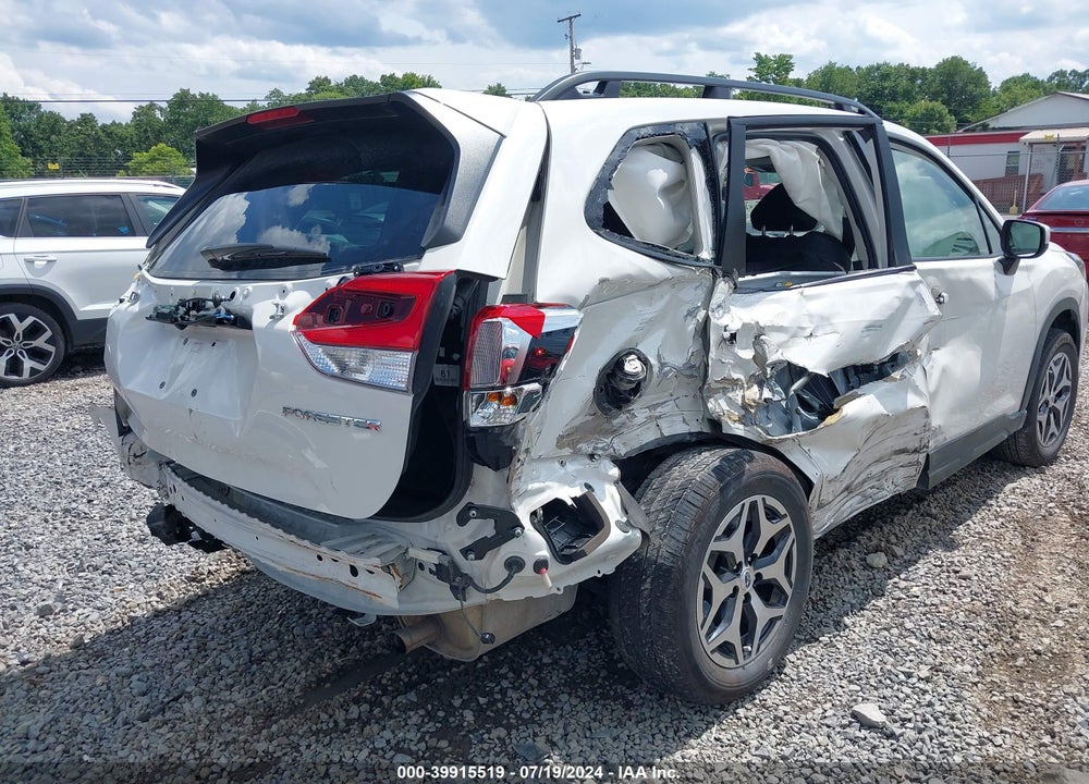 2023 SUBARU FORESTER PREMIUM VIN: JF2SKAECXPH522739
