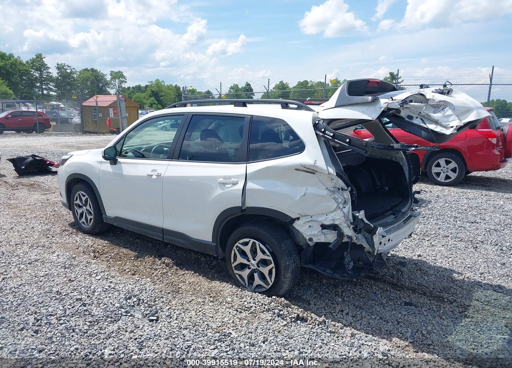 2023 SUBARU FORESTER PREMIUM VIN: JF2SKAECXPH522739