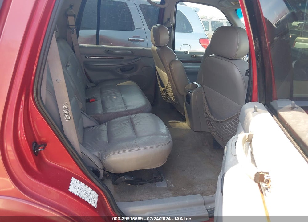 1999 LINCOLN NAVIGATOR VIN: 5LMPU28A2XLJ25143