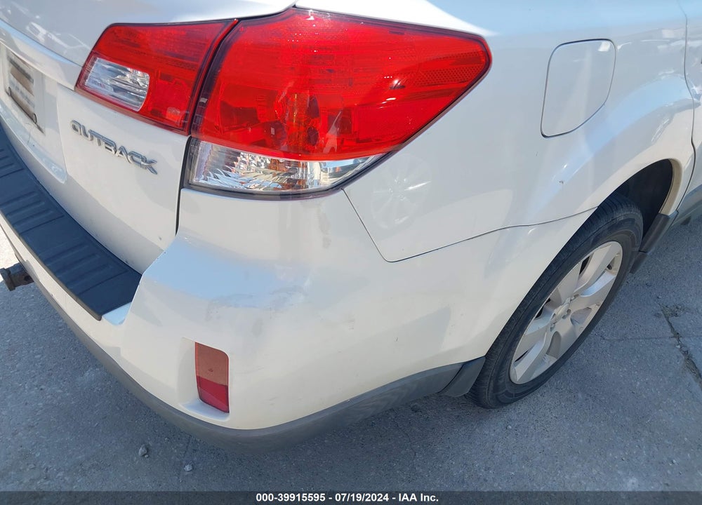 2011 SUBARU OUTBACK 2.5I LIMITED VIN: 4S4BRCKC7B3400867
