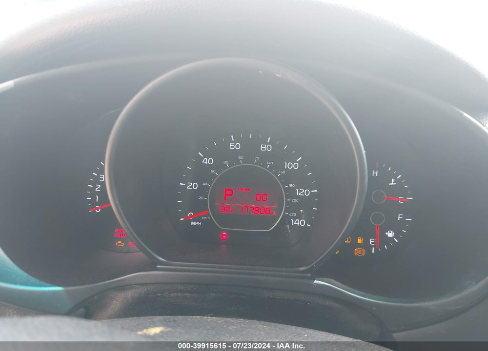 2014 KIA SOUL VIN: KNDJN2A26E7013626