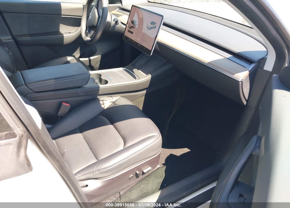 2021 TESLA MODEL Y LONG RANGE DUAL MOTOR ALL-WHEEL DRIVE VIN: 5YJYGDEE1MF160910