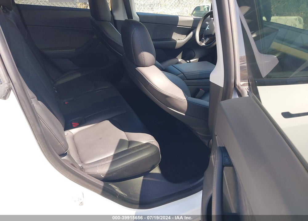 2021 TESLA MODEL Y LONG RANGE DUAL MOTOR ALL-WHEEL DRIVE VIN: 5YJYGDEE1MF160910