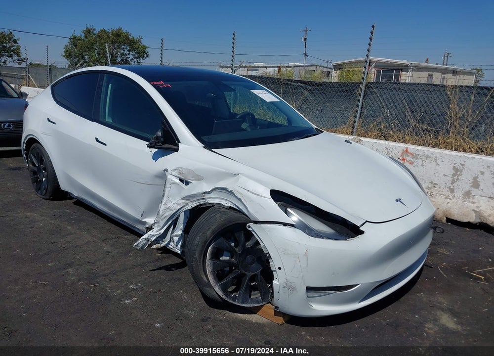 2021 TESLA MODEL Y LONG RANGE DUAL MOTOR ALL-WHEEL DRIVE VIN: 5YJYGDEE1MF160910