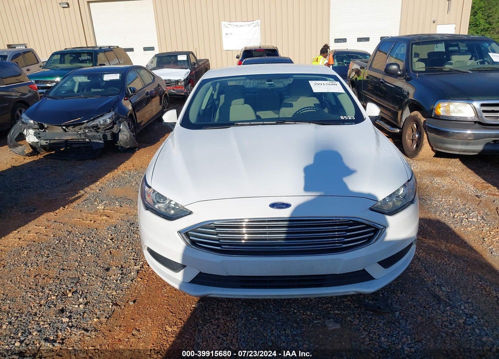 2018 FORD FUSION S VIN: 3FA6P0G73JR273286