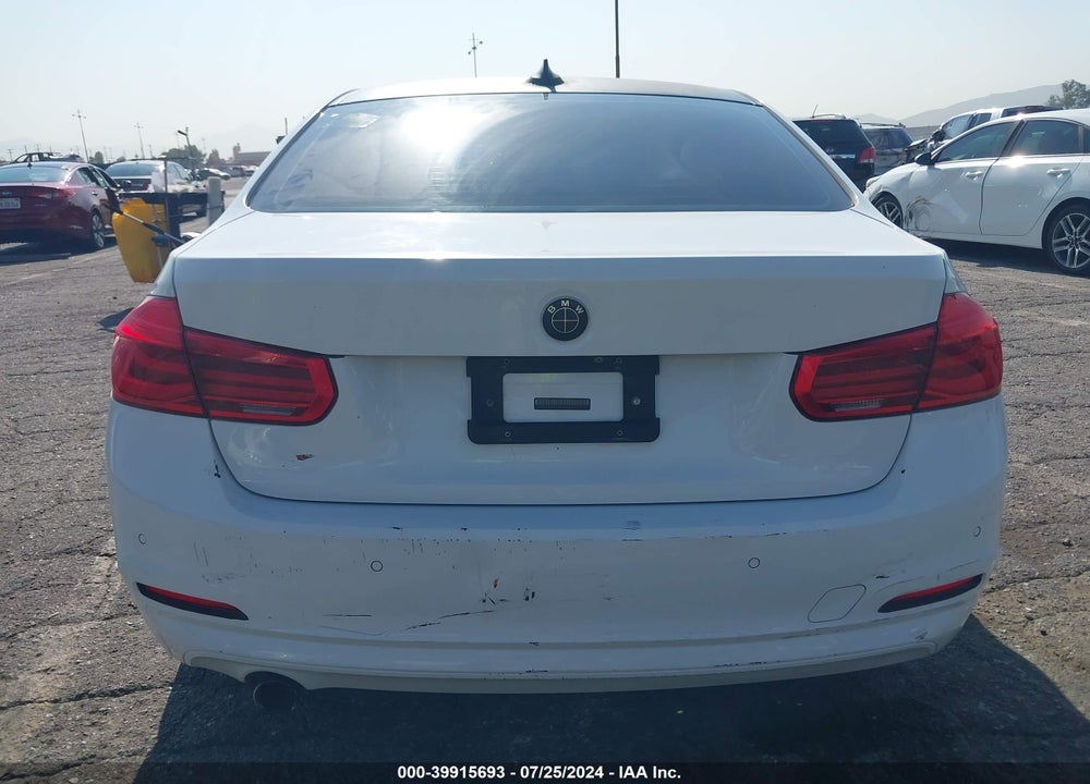 2018 BMW 320I VIN: WBA8E1G57JNU90286