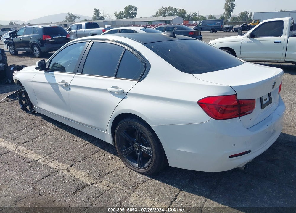 2018 BMW 320I VIN: WBA8E1G57JNU90286