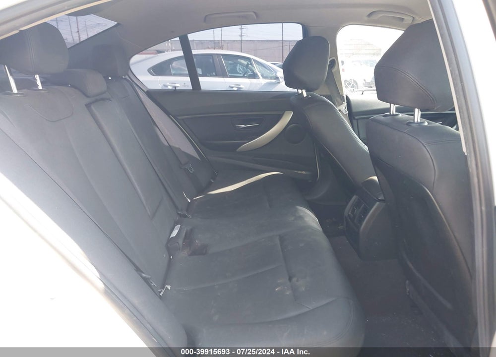 2018 BMW 320I VIN: WBA8E1G57JNU90286