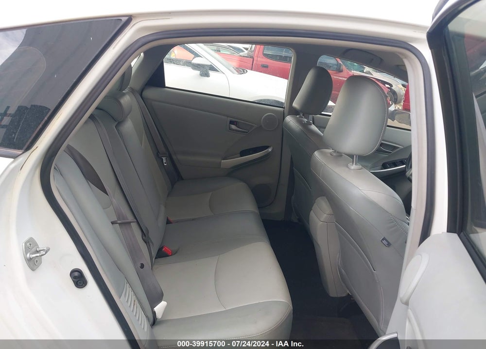 2013 TOYOTA PRIUS FOUR VIN: JTDKN3DU3D5689632