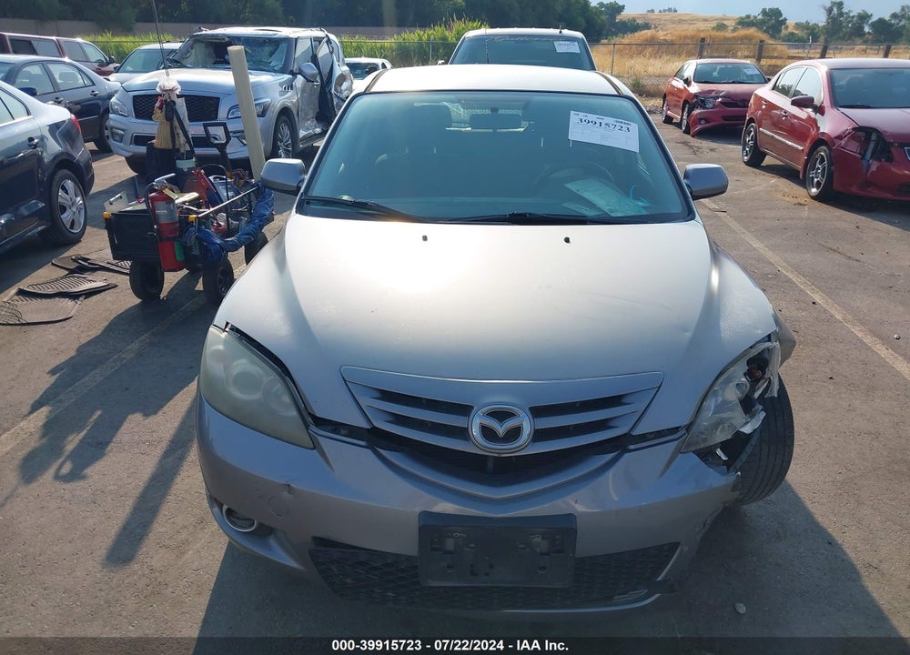 2005 MAZDA 3 S VIN: JM1BK143351291138