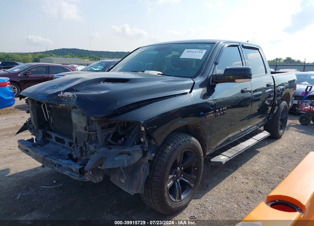 2017 RAM 1500 NIGHT 4X4 5'7 BOX VIN: 1C6RR7MT1HS632345