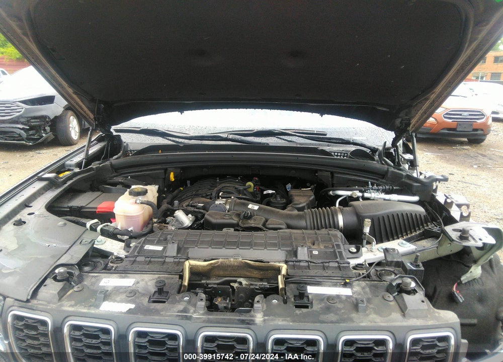 2023 JEEP GRAND CHEROKEE LAREDO 4X4 VIN: 1C4RJHAG1P8892317
