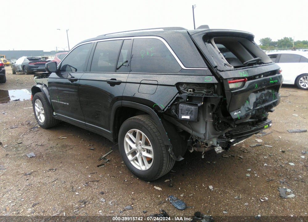 2023 JEEP GRAND CHEROKEE LAREDO 4X4 VIN: 1C4RJHAG1P8892317