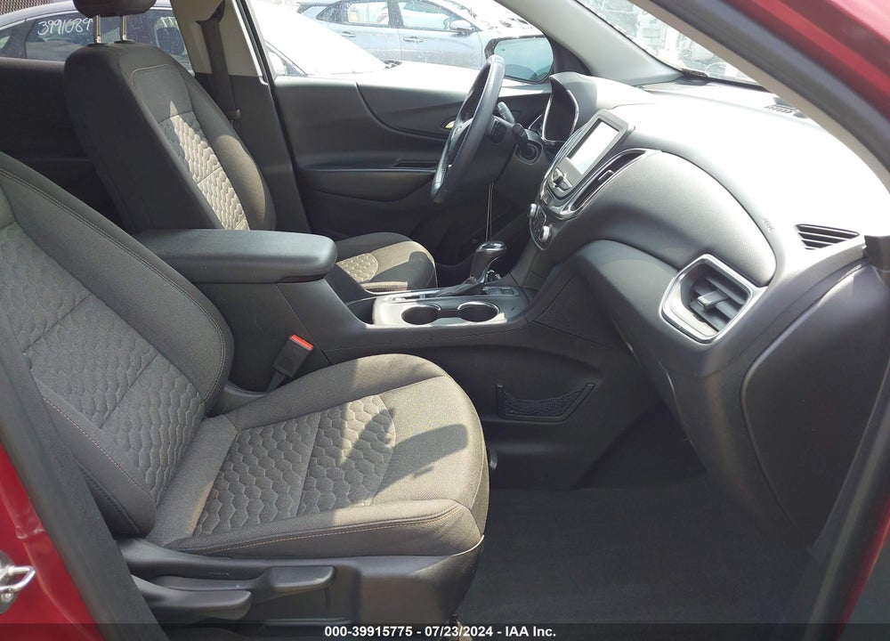 2018 CHEVROLET EQUINOX LT VIN: 2GNAXKEX6J6331702
