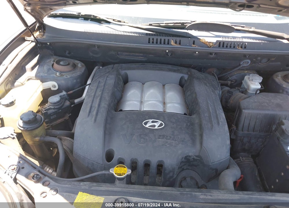 2005 HYUNDAI SANTA FE GLS VIN: KM8SC73D75U962900