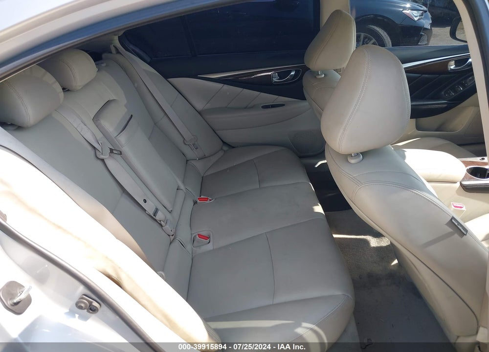 2018 INFINITI Q50 3.0T LUXE VIN: JN1EV7AP2JM592039