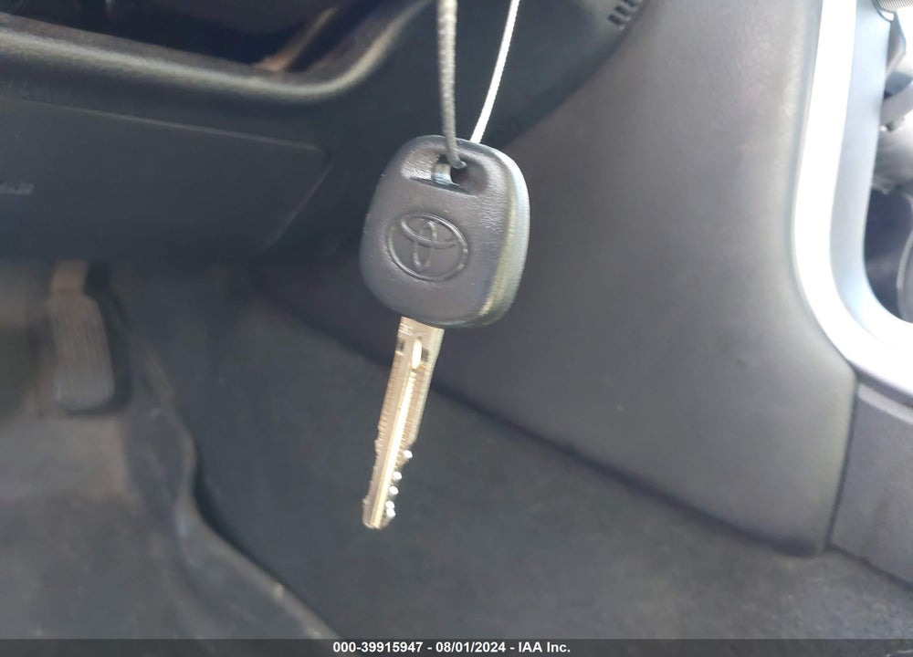 2015 TOYOTA CAMRY SE VIN: 4T1BF1FK8FU009774