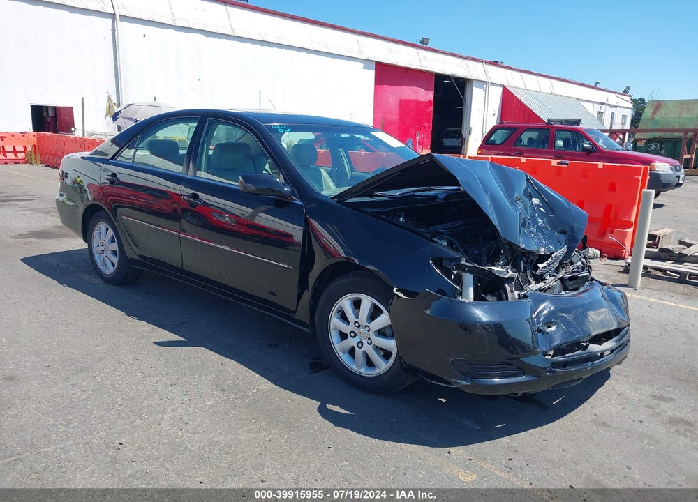 2002 TOYOTA CAMRY XLE VIN: 4T1BE32K02U062841