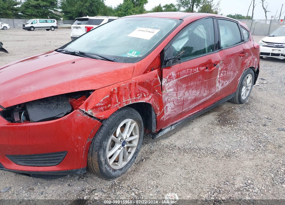 2018 FORD FOCUS SE VIN: 1FADP3K26JL309944