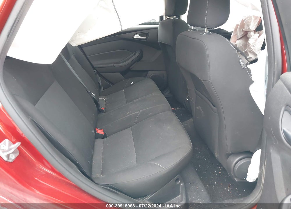 2018 FORD FOCUS SE VIN: 1FADP3K26JL309944