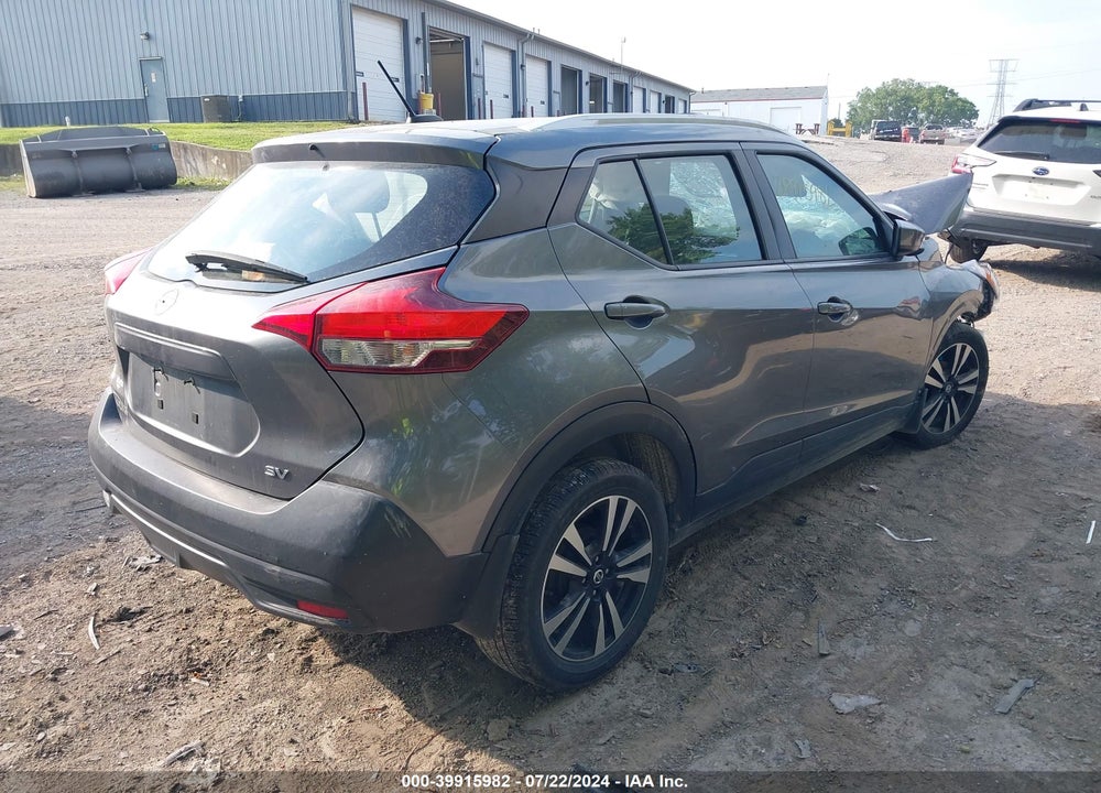 2018 NISSAN KICKS SV VIN: 3N1CP5CU9JL542368