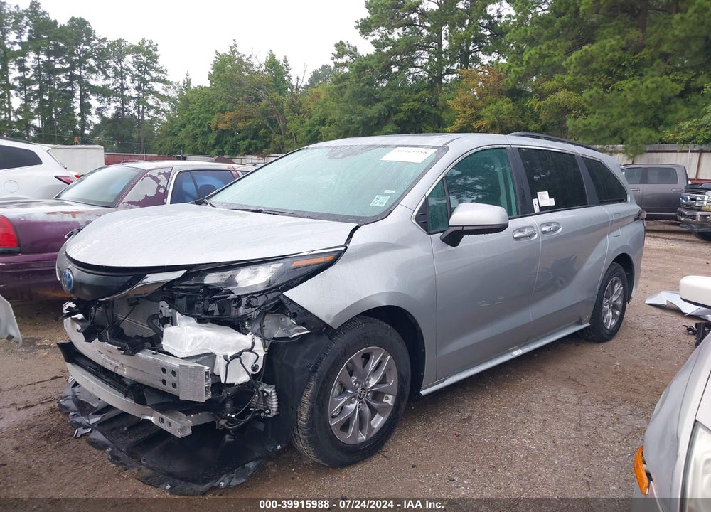 2024 TOYOTA SIENNA XLE VIN: 5TDYRKEC0RS205478